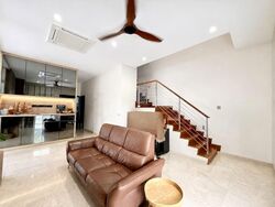 Highland Road (D19), Terrace #561033911
